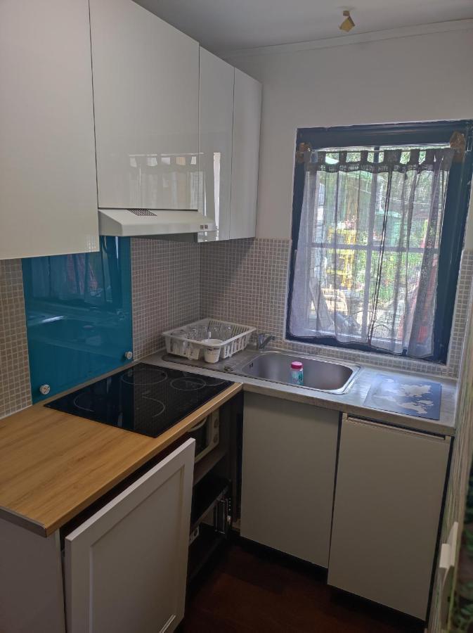 Apartamento Studio indépendant dans un maison Saint-Denis  Exterior foto